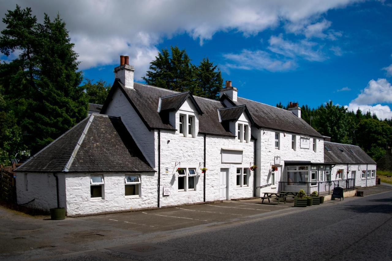 The Ballinluig Inn 皮特洛赫里 外观 照片