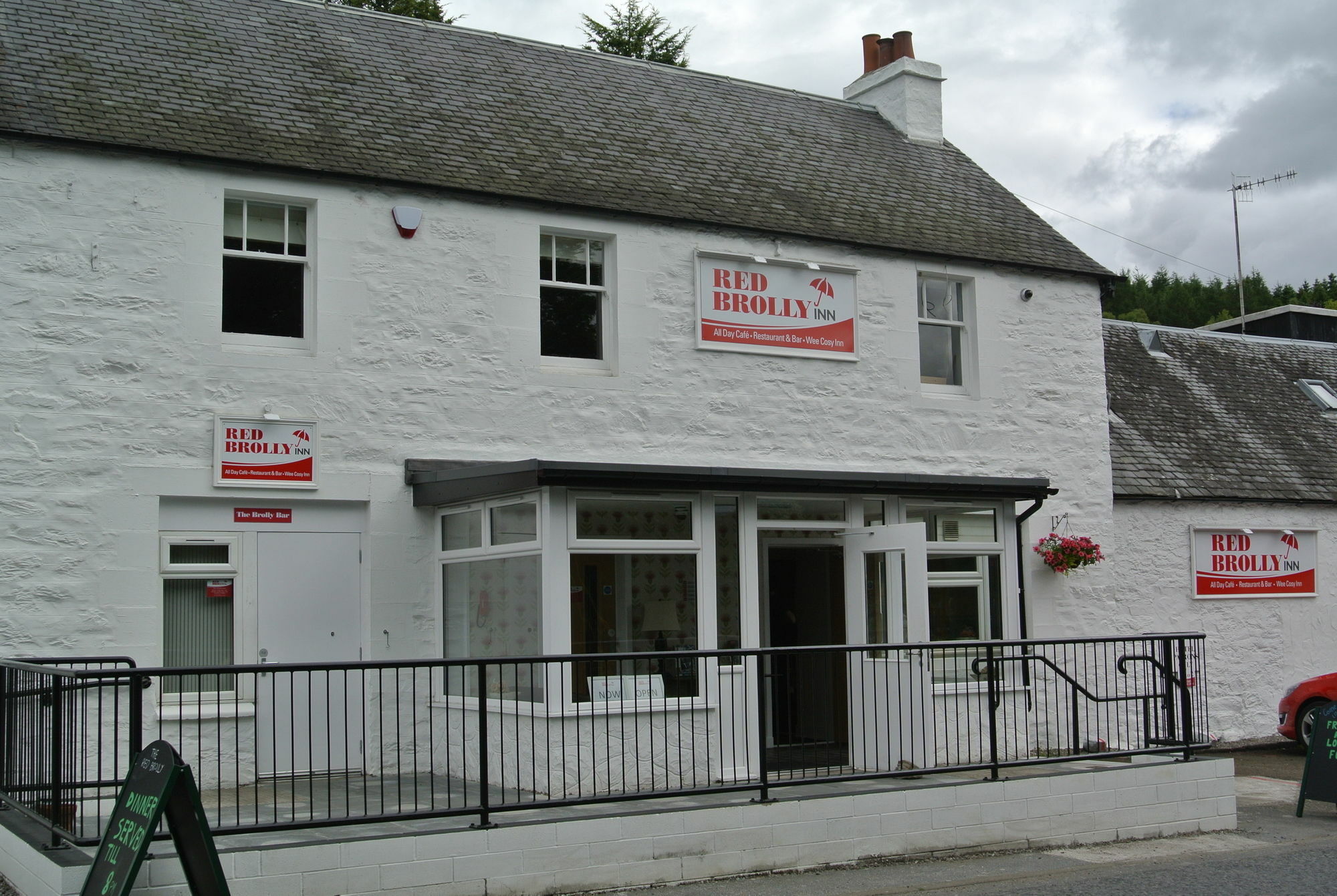 The Ballinluig Inn 皮特洛赫里 外观 照片